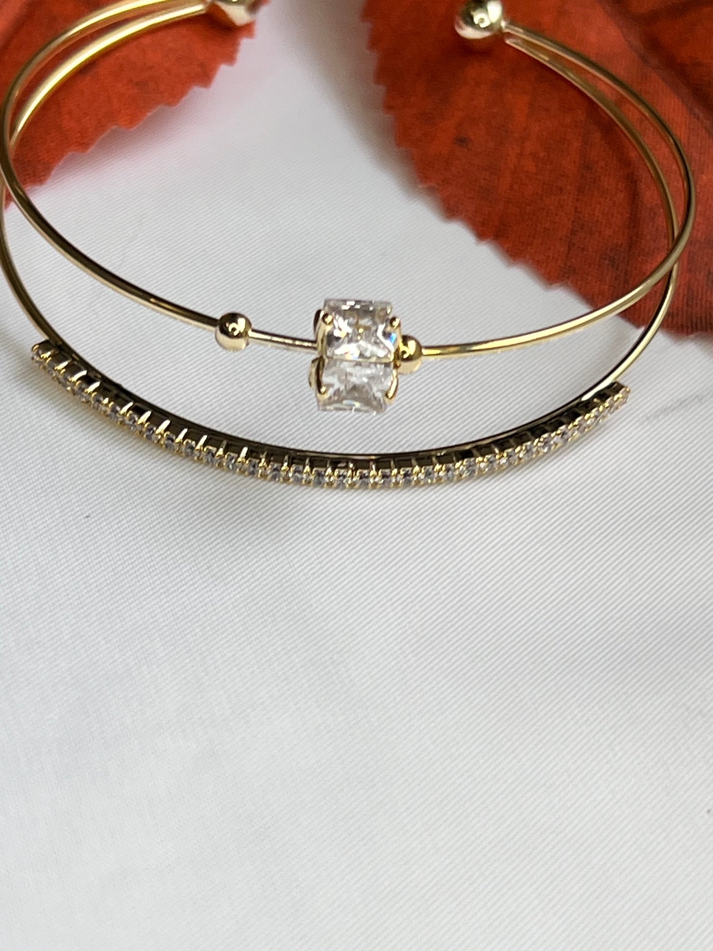 Bracelet with Spinning Square Cube