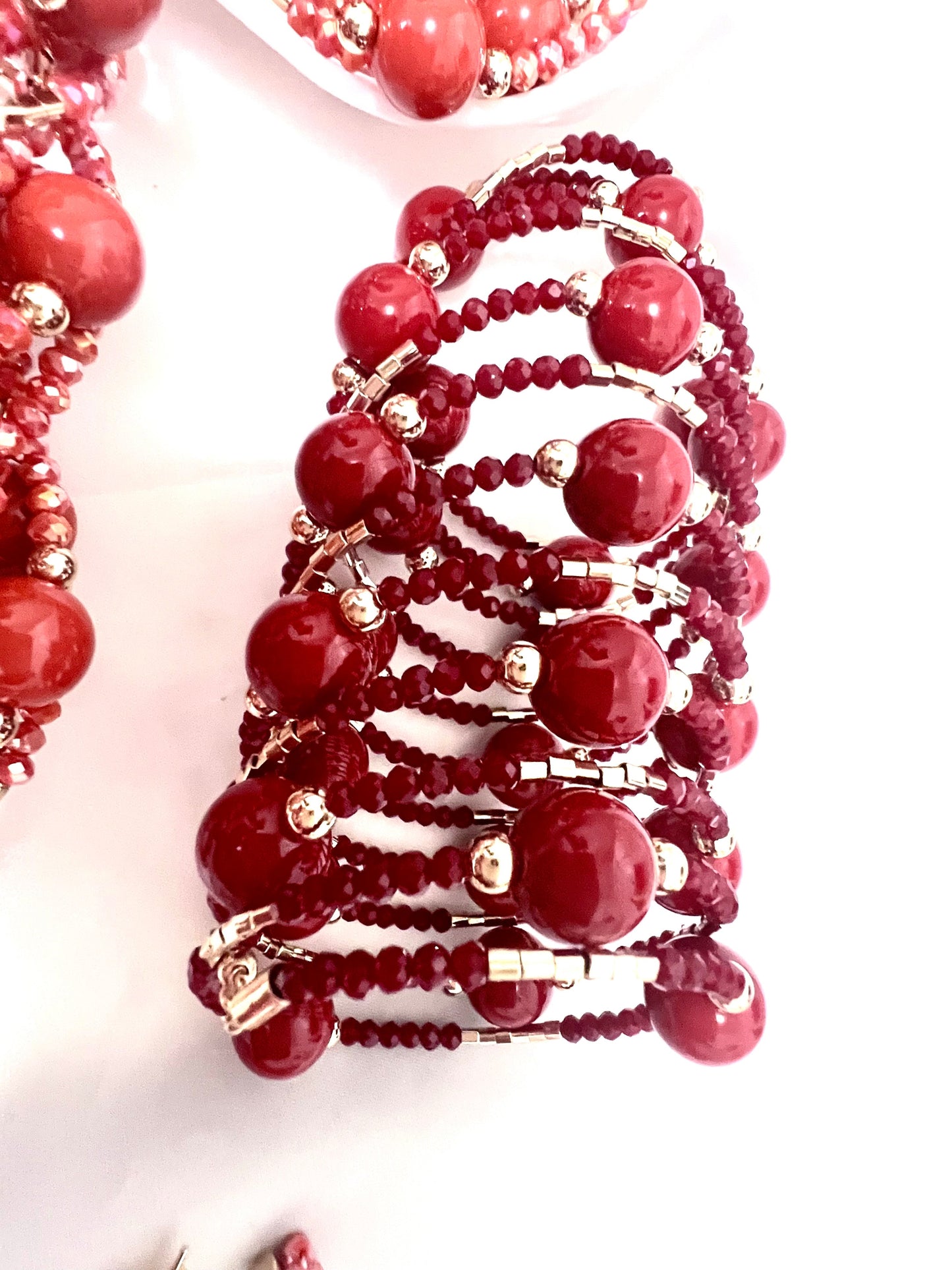 Red Blooming Beads Bracelet