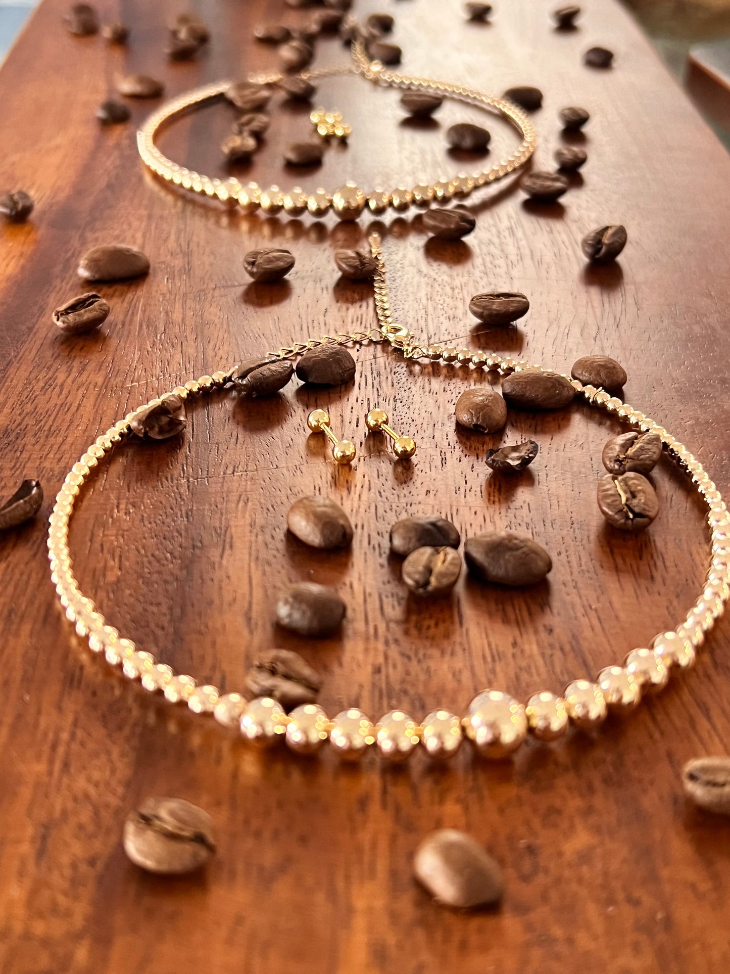 Gold Beaded Choker "Trendy"