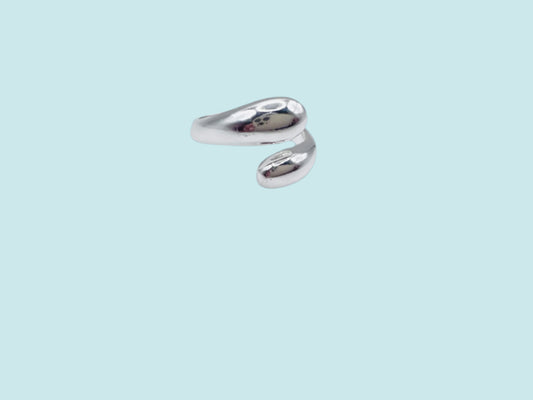 Chunky Crossover Silver Ring