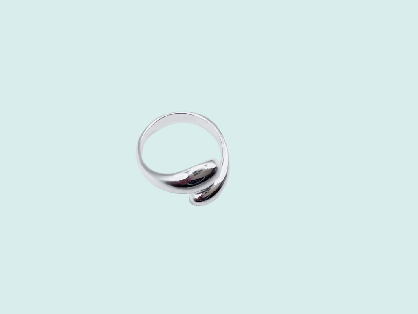 Chunky Crossover Silver Ring