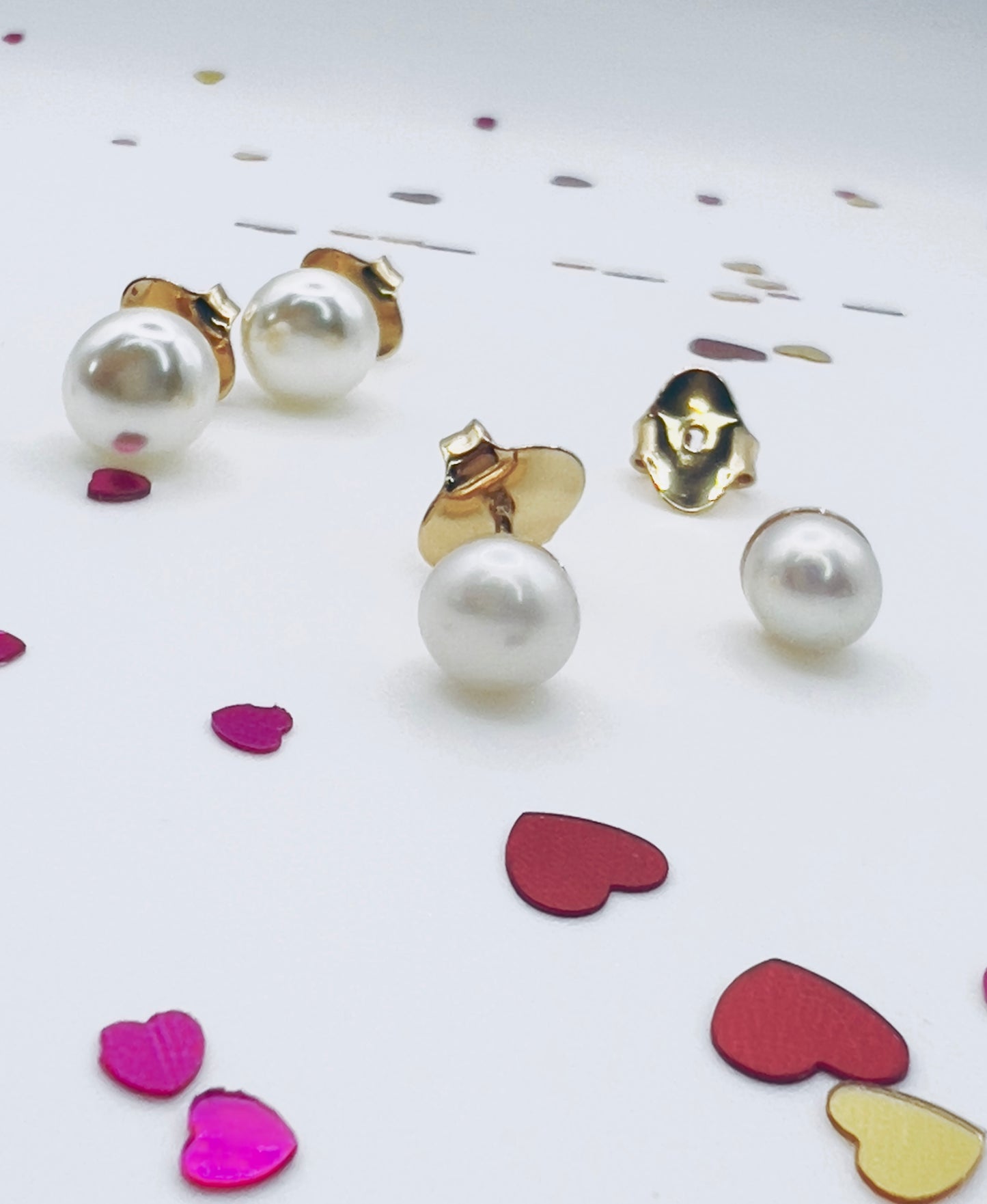 Flawless Pearl Stud Earrings Med